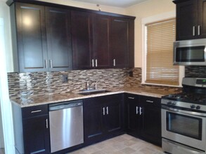3843 N Bell Ave, Unit 2nd floor in Chicago, IL - Building Photo - Building Photo