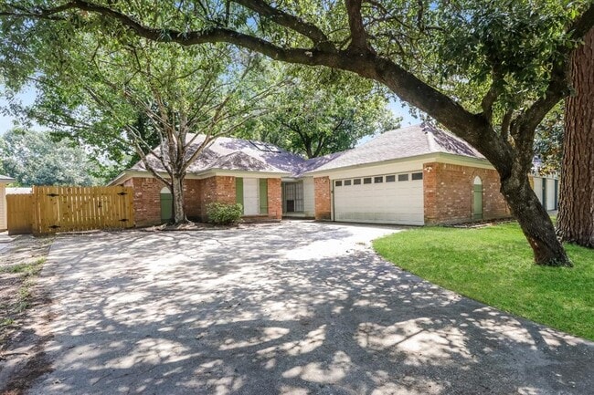 25202 Tuckahoe Ln in Spring, TX - Building Photo - Building Photo
