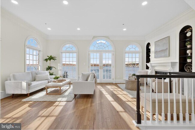 700 Kahn Pl in Alexandria, VA - Building Photo - Building Photo