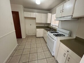 301 Doc Duhon St in Lafayette, LA - Building Photo - Building Photo