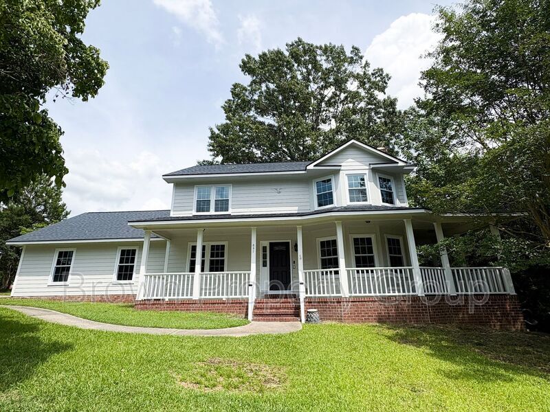 657 Georgetown Cir in Fayetteville, NC - Building Photo