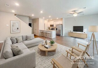 111 Windflower Wy in Acworth, GA - Foto de edificio - Building Photo