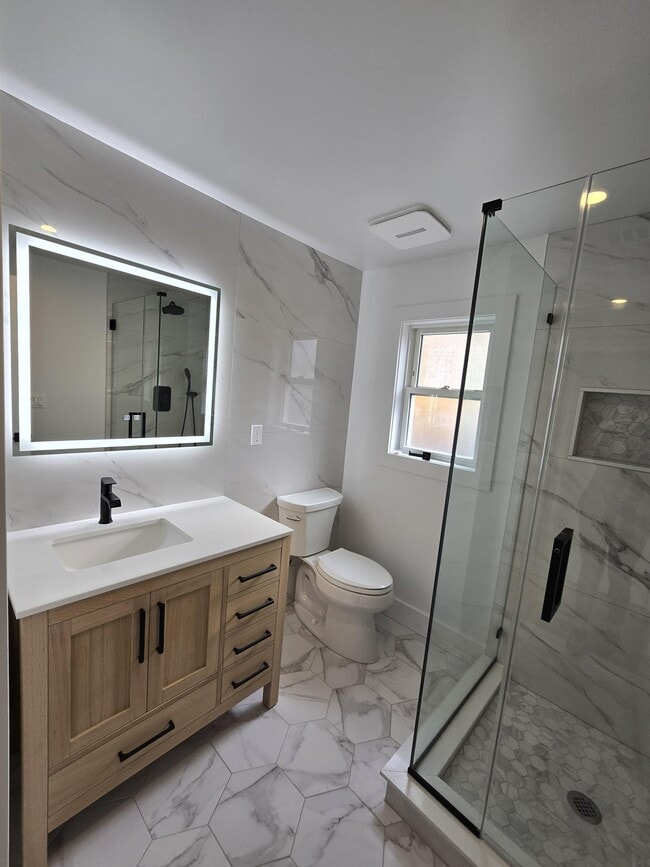613 Willow Ave, Unit 1