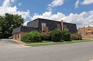 2644 E 6th St in Tulsa, OK - Building Photo