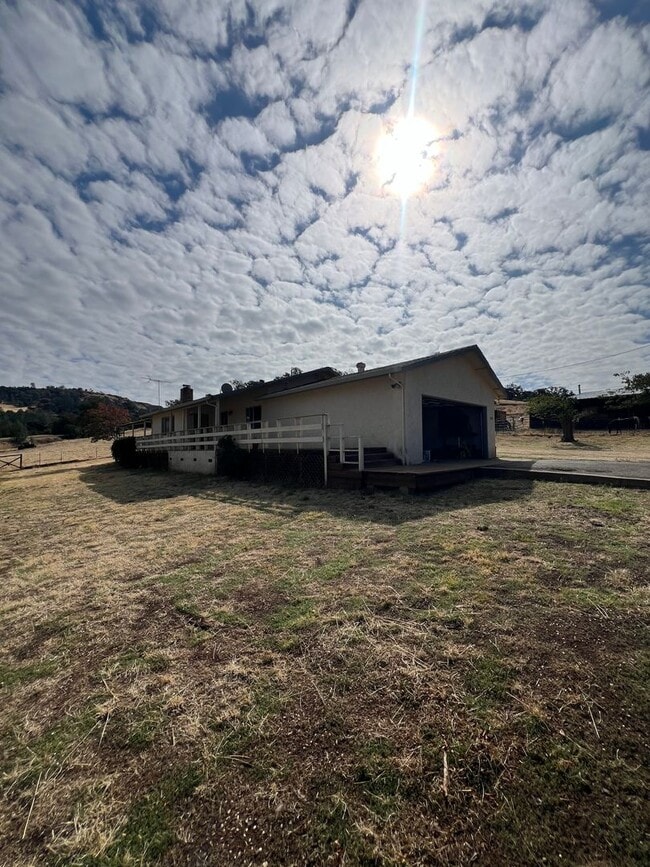 property at 784 Flag Creek Rd