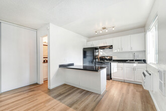 Thornbridge Apartments in San Jose, CA - Building Photo - Building Photo