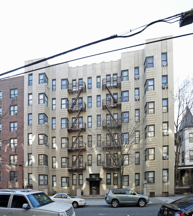 2970 Marion Ave in Bronx, NY - Building Photo