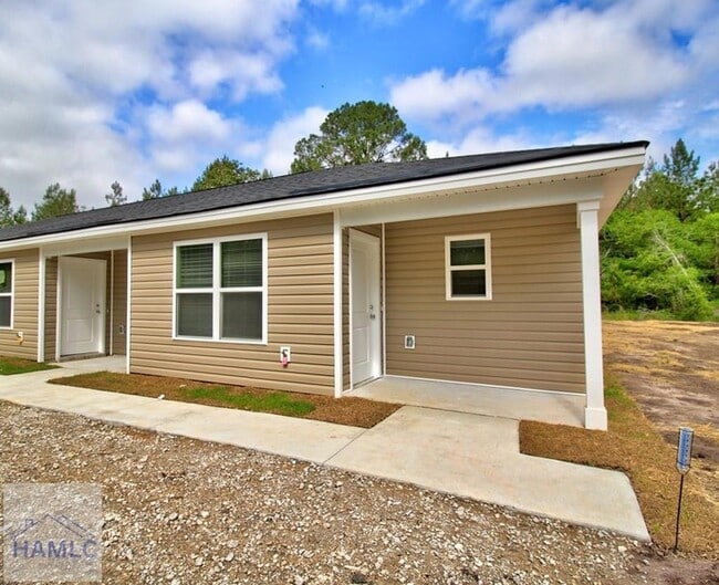14003 Cecil Nobles Hwy in Ludowici, GA - Building Photo - Building Photo