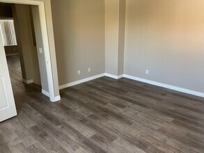 951 Cantabria Heights Ave in Las Vegas, NV - Building Photo - Building Photo