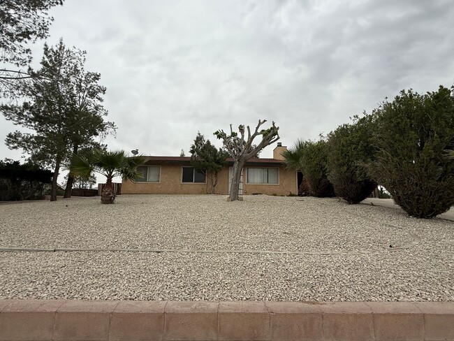 property at 15991 N Culver Rd