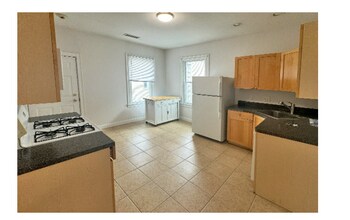 375 Prospect St, Unit 1 in Cambridge, MA - Building Photo - Building Photo