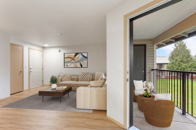 Reflections at the Park in Vancouver, WA - Building Photo - Building Photo