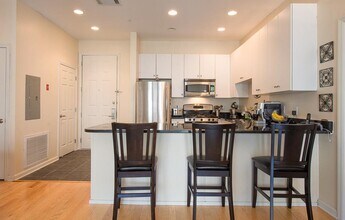 1200 Grand St in Hoboken, NJ - Building Photo - Building Photo