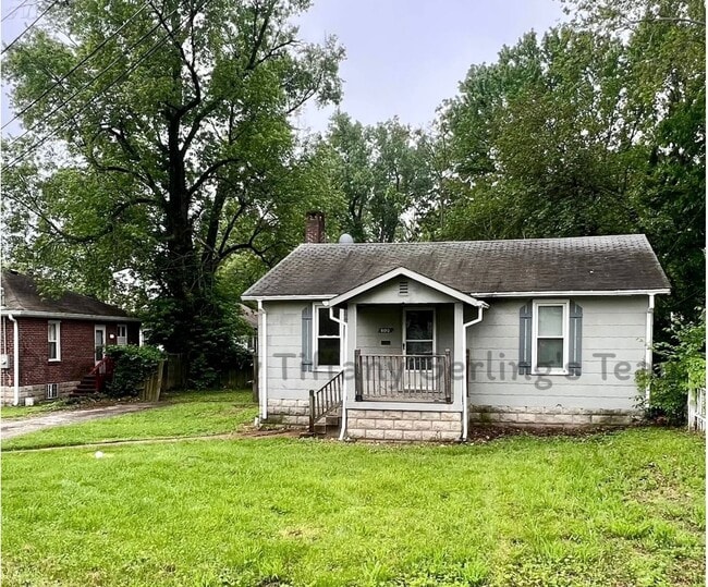 8012 Nola Ave in St. Louis, MO - Building Photo - Building Photo