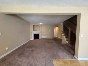 924 SW Imperial Ln in Blue Springs, MO - Building Photo - Building Photo