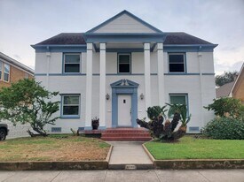 4309 Ave N Ursuline St in Galveston, TX - Building Photo