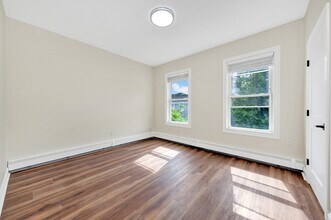 16 O St, Unit 3 in Boston, MA - Foto de edificio - Building Photo