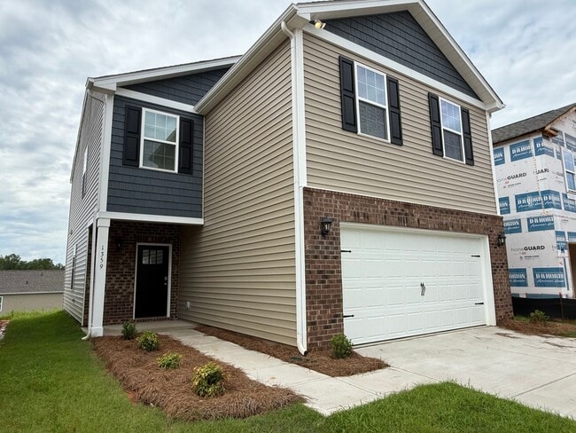 property at 1359 37th Ave Lane NE