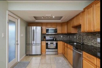 409 Manatee Ct in Venice, FL - Building Photo - Building Photo