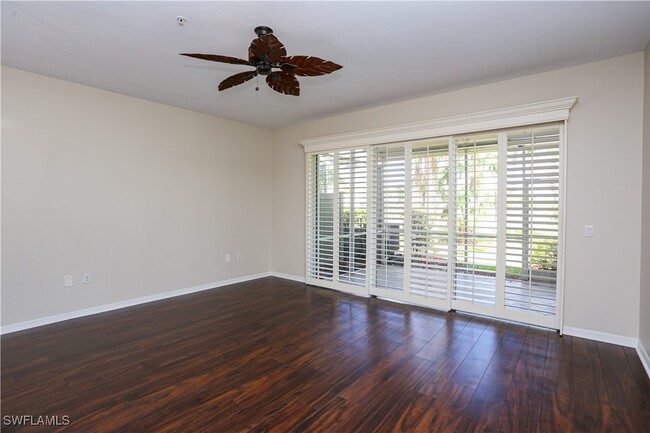property at 796 Hampton Cir