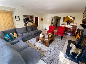 1119 Royal Ln in San Carlos, CA - Building Photo - Building Photo