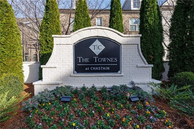 property at 4337 Parkside Pl