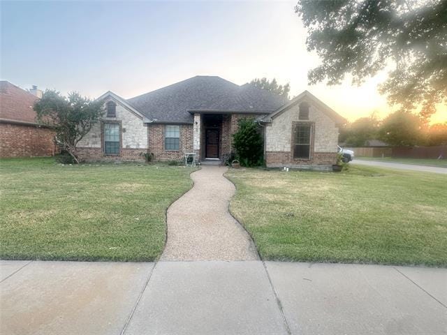 property at 1105 Shadybrook Ln