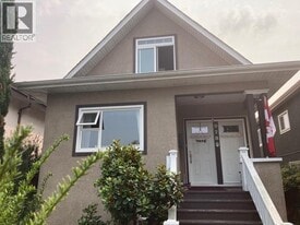 978 E 37th Ave in Vancouver, BC - Building Photo