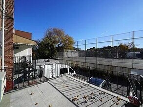 20-23-23 37th St in Queens, NY - Building Photo - Building Photo