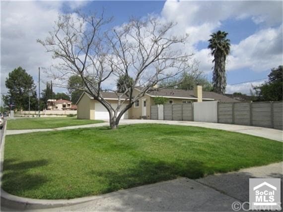 17458 Nordhoff St in Northridge, CA - Building Photo - Building Photo