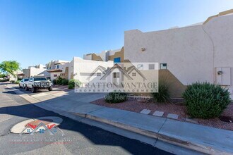 544 N Alma School Rd in Mesa, AZ - Building Photo - Building Photo