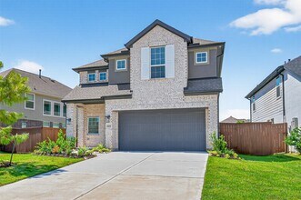 13085 Brookwood Bnd Ln in Conroe, TX - Foto de edificio - Building Photo