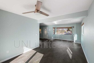 2087 Redwood Way in Prescott, AZ - Foto de edificio - Building Photo