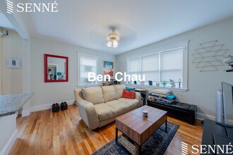 5 Sherborn Ct, Unit 8 in Medford, MA - Building Photo - Building Photo