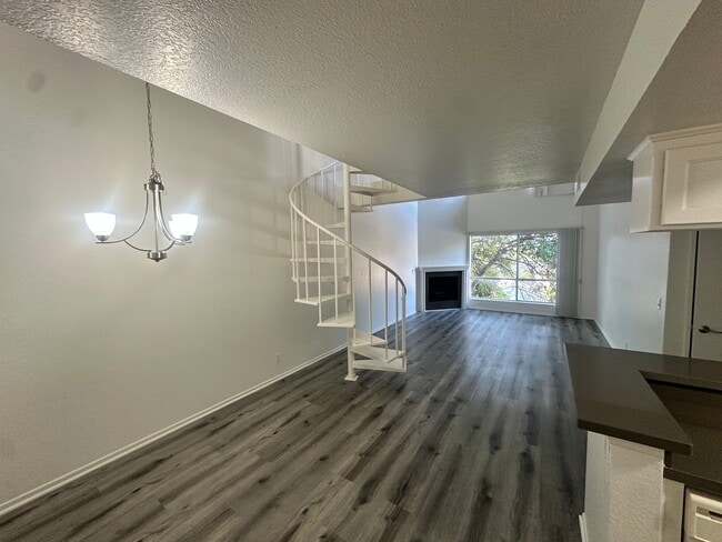 15009 Moorpark St, Unit 314