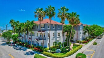 295 NE 5th Ave in Delray Beach, FL - Building Photo