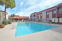 Pool - Solano Ridge I Apartments in Phoenix, Arizona