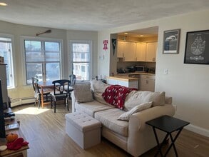 56 Humphrey St in Swampscott, MA - Building Photo - Building Photo