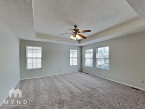 615 S Mahn Ave in Springfield, MO - Foto de edificio - Building Photo