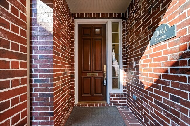 1004 Stanford St in Houston, TX - Building Photo - Building Photo