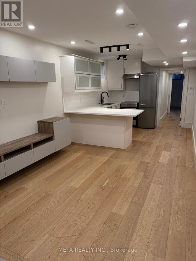 property at 71 Harshaw Ave