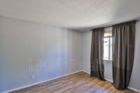 2108 W Laurel Ln photo'