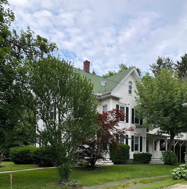 463 N Main St