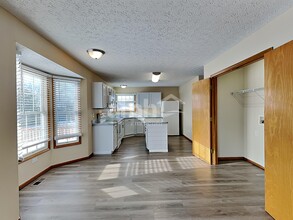 1163 Tarragon Dr in Marysville, OH - Building Photo - Building Photo