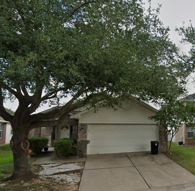 4114 Wimberley Hollow Ln in Houston, TX - Foto de edificio - Building Photo