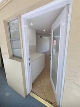 1575 Euclid Ave in Miami Beach, FL - Building Photo - Building Photo
