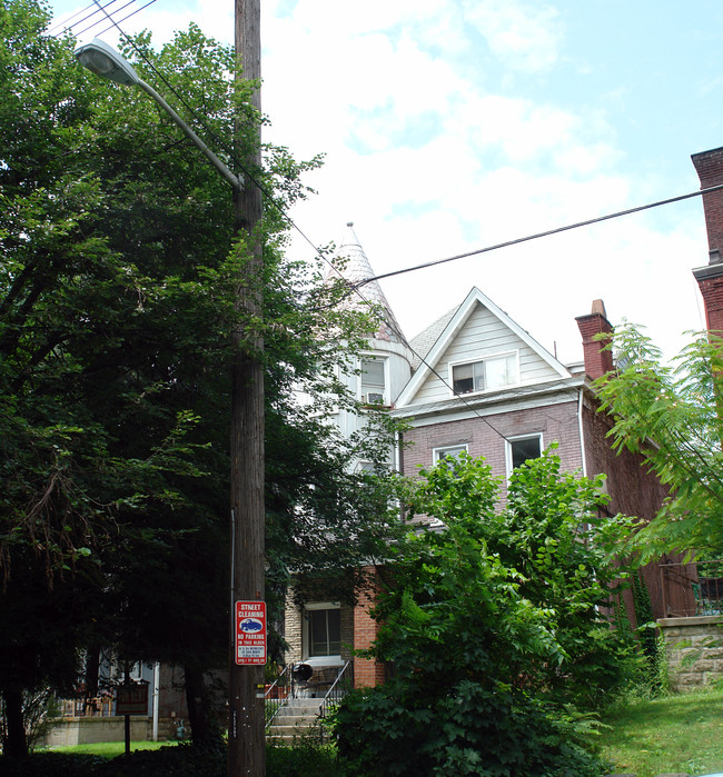 352 S Aiken Ave in Pittsburgh, PA - Building Photo - Building Photo