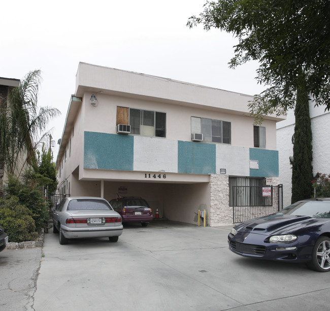 11446 Califa St in North Hollywood, CA - Building Photo - Building Photo