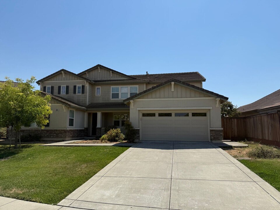 3821 Cherry Pl in West Sacramento, CA - Building Photo