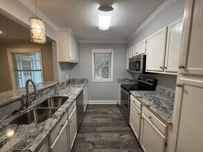 4021 Whirlaway Ct in Clemmons, NC - Building Photo - Building Photo